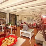 City Guest House 